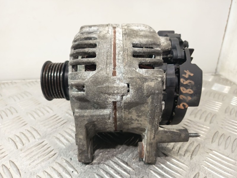 Recambio de alternador para volkswagen polo iv (9n_, 9a_) 1.4 16v referencia OEM IAM 037903025M  