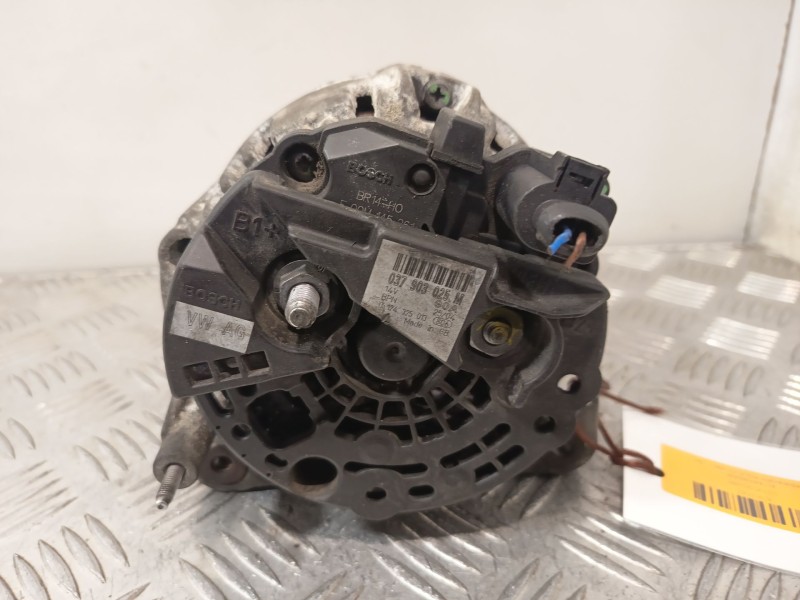 Recambio de alternador para volkswagen polo iv (9n_, 9a_) 1.4 16v referencia OEM IAM 037903025M  