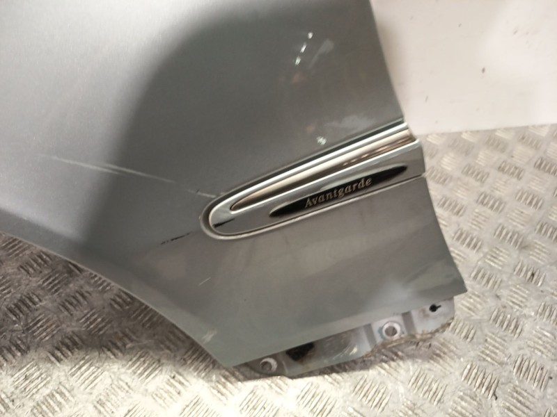 Recambio de aleta delantera izquierda para mercedes-benz clk (c209) clk 320 (209.365) referencia OEM IAM 2098800318  