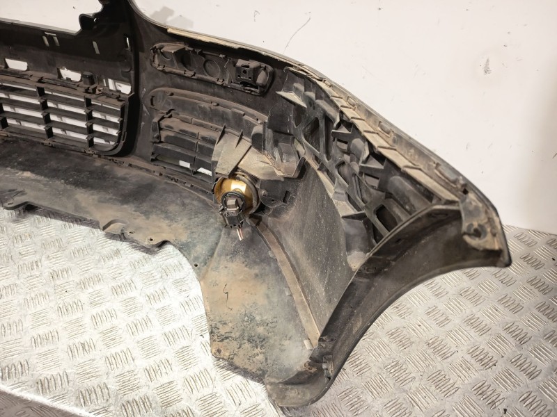 Recambio de paragolpes delantero para volkswagen golf v (1k1) 1.4 tsi referencia OEM IAM 1K0807217AAGRU  