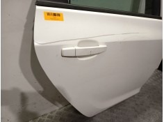 Recambio de puerta trasera derecha para opel astra j (p10) 1.4 (68) referencia OEM IAM 13285611   2