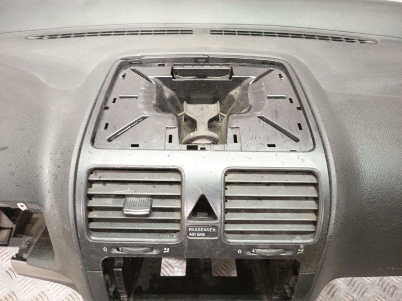 Recambio de salpicadero para volkswagen golf v (1k1) 1.4 tsi referencia OEM IAM 1K1857001F81X  