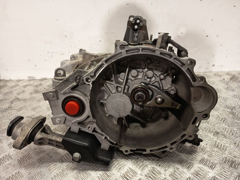 Recambio de caja cambios para kia cee´d sportswagon (jd) 1.6 crdi 110 referencia OEM IAM WCJ6C  