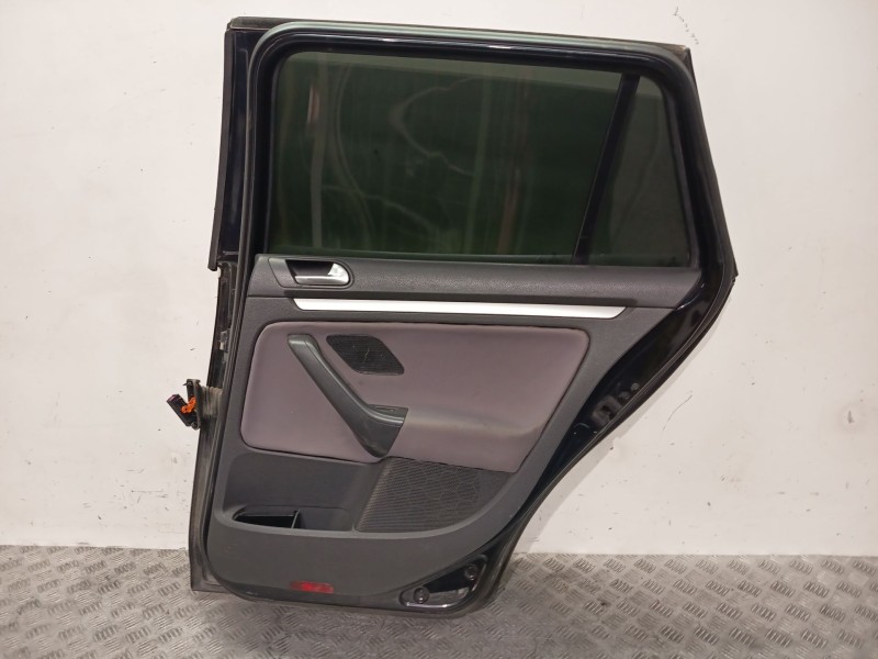 Recambio de puerta trasera derecha para volkswagen golf v (1k1) 1.4 tsi referencia OEM IAM 1K9833056B  
