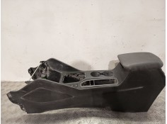 Recambio de apoyabrazos central para hyundai tucson (tl, tle) 1.6 gdi referencia OEM IAM 84611D7CA1  