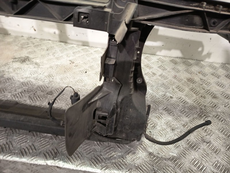 Recambio de panel frontal para volkswagen golf v (1k1) 1.4 tsi referencia OEM IAM 1K0805588F  