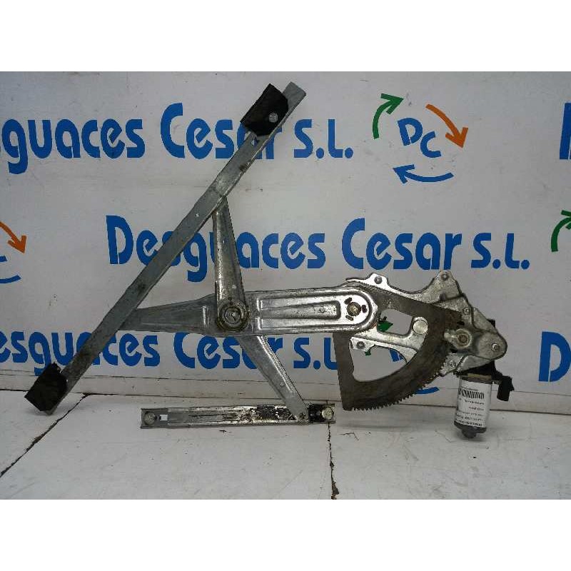 ELEVALUNAS DELANTERO DERECHO 04878108AL  - imagen 1