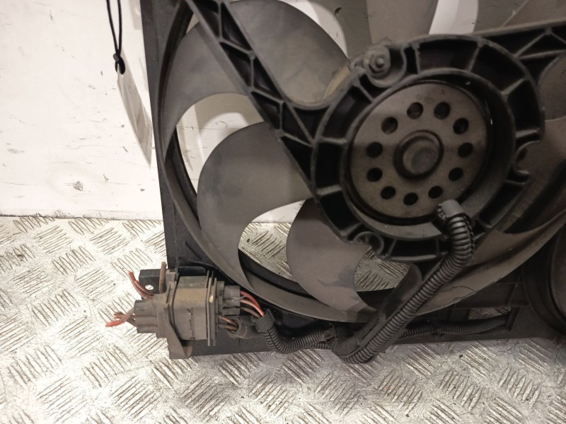 Recambio de electroventilador para volkswagen polo (9n1) gt referencia OEM IAM 6Q0121207F  