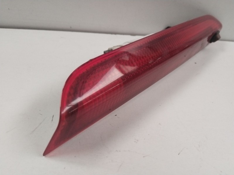 Recambio de luz central de freno para ford fiesta (cbk) futura x referencia OEM IAM   