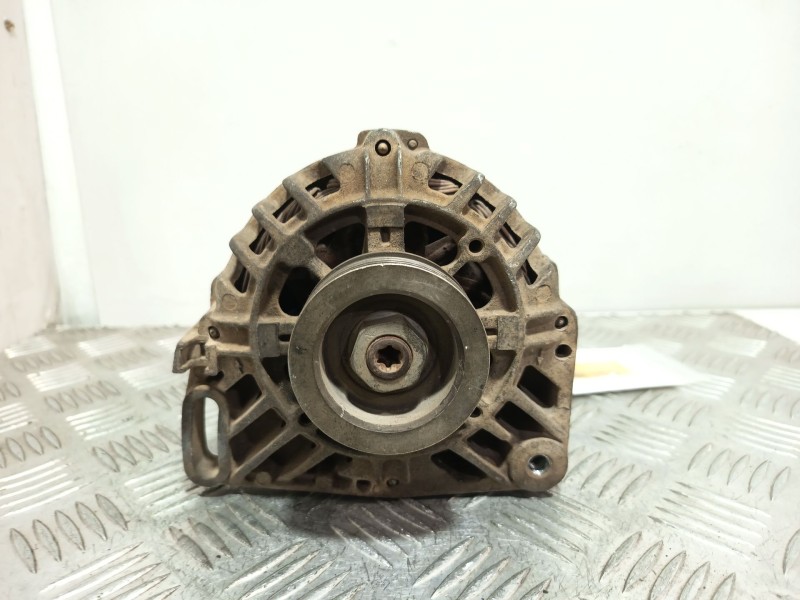 Recambio de alternador para renault clio ii (bb_, cb_) 1.2 lpg referencia OEM IAM 7700437090  