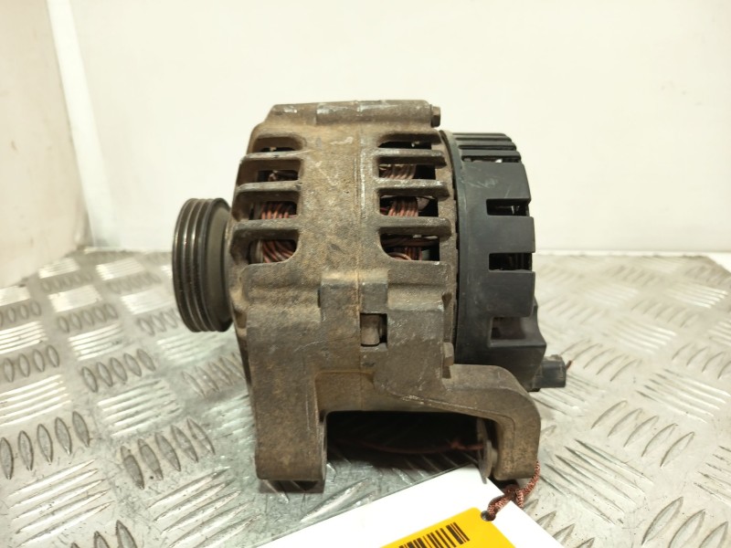 Recambio de alternador para renault clio ii (bb_, cb_) 1.2 lpg referencia OEM IAM 7700437090  
