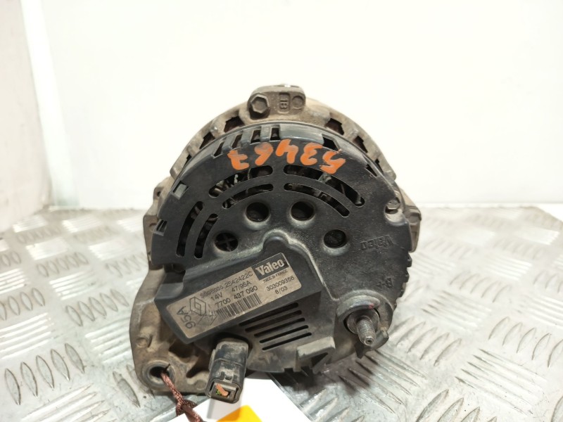 Recambio de alternador para renault clio ii (bb_, cb_) 1.2 lpg referencia OEM IAM 7700437090  