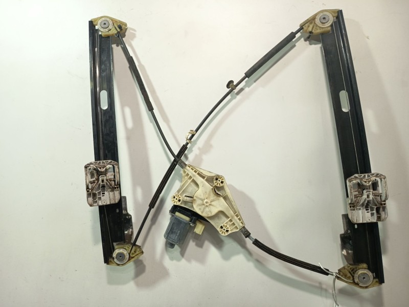 Recambio de elevalunas delantero derecho para seat leon (5f1) 2.0 tdi referencia OEM IAM 5F4837462D  