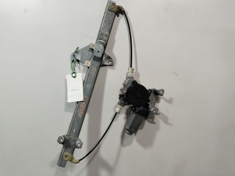 Recambio de elevalunas trasero derecho para nissan primera berlina (p12) visia referencia OEM IAM 82700AV610  
