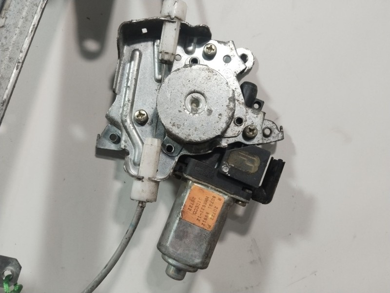 Recambio de elevalunas trasero izquierdo para nissan x-trail (t30) comfort referencia OEM IAM 827218H300  