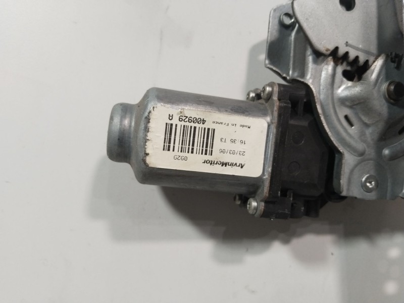 Recambio de elevalunas trasero derecho para nissan note (e11, ne11) 1.5 dci referencia OEM IAM 827019U000  