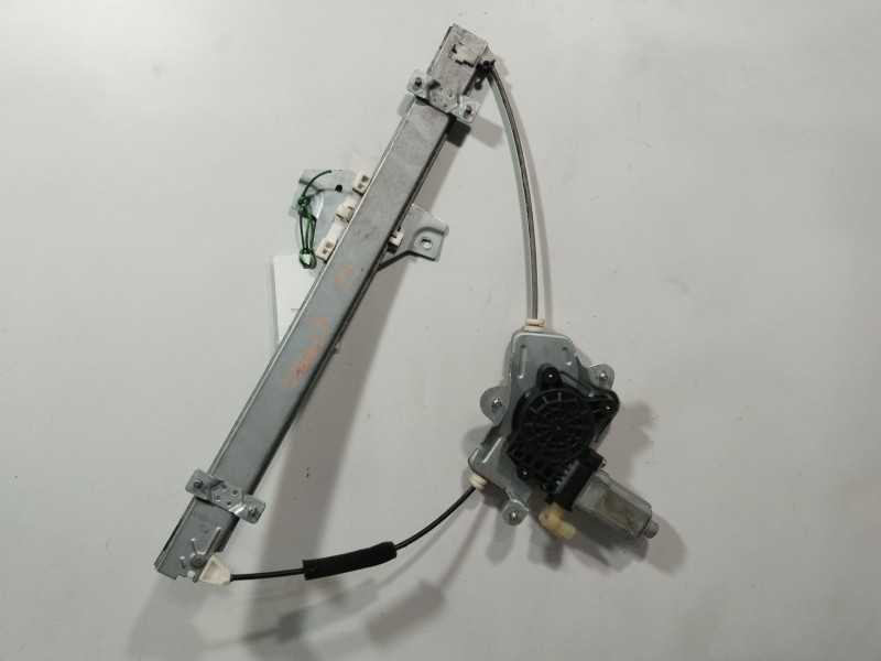 Recambio de elevalunas delantero derecho para kia picanto 1.1 ex referencia OEM IAM 8240207010  