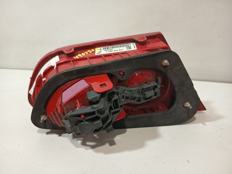 Recambio de piloto porton trasero derecho para seat leon (1p1) reference referencia OEM IAM 1P0945094F  