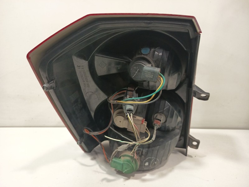 Recambio de piloto trasero derecho para dodge caliber 2.0 crd referencia OEM IAM 68445966AA 5303752AF 
