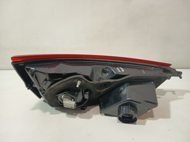 Recambio de piloto trasero derecho interior para nissan qashqai ii (j11, j11_) 1.5 dci referencia OEM IAM 265504EA6E  