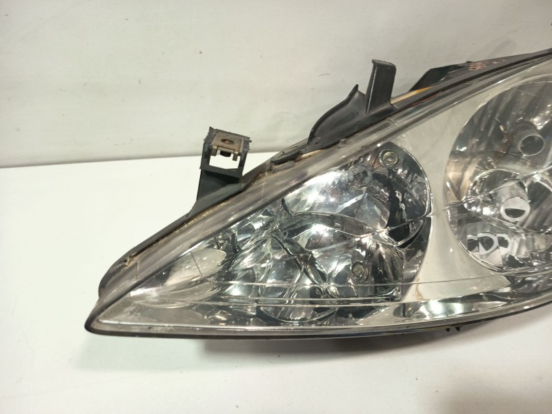 Recambio de faro izquierdo para peugeot 307 break (3e) 2.0 hdi 110 referencia OEM IAM 6204Z3  