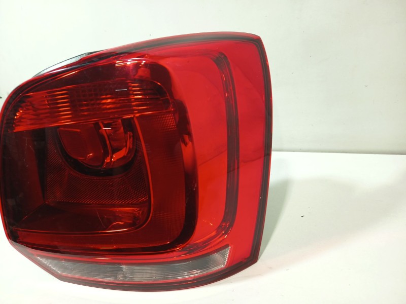 Recambio de piloto trasero derecho para volkswagen polo v (6r1, 6c1) 1.6 tdi referencia OEM IAM 6R0945096AH  