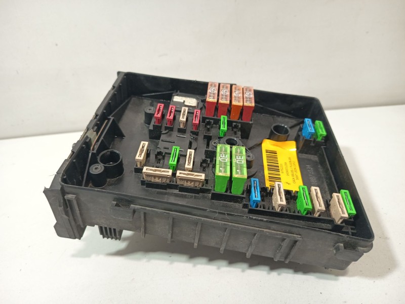 Recambio de caja reles / fusibles para seat leon (1p1) 2.0 tdi referencia OEM IAM 1K0937125A  
