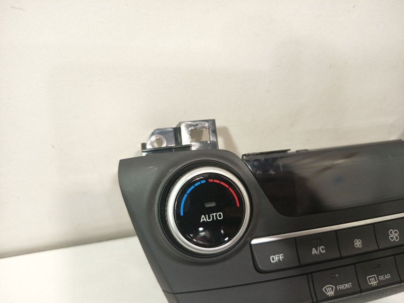 Recambio de mando calefaccion / aire acondicionado para hyundai tucson (tl, tle) 1.6 gdi referencia OEM IAM 97250D7FB0  