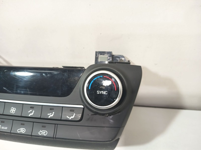 Recambio de mando calefaccion / aire acondicionado para hyundai tucson (tl, tle) 1.6 gdi referencia OEM IAM 97250D7FB0  
