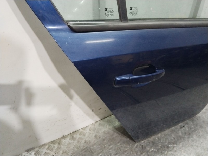Recambio de puerta trasera derecha para opel astra h (a04) 1.7 cdti (l48) referencia OEM IAM 94710107  