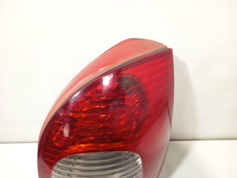 Recambio de piloto trasero derecho para citroën xsara picasso (n68) 1.6 hdi referencia OEM IAM 6351N0  