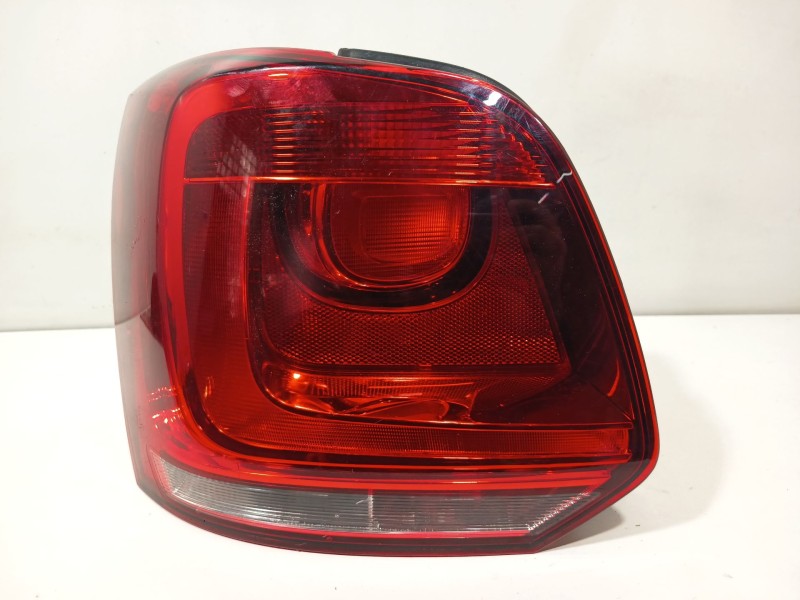 Recambio de piloto trasero izquierdo para volkswagen polo v (6r1, 6c1) 1.6 tdi referencia OEM IAM 6R0945095AH  