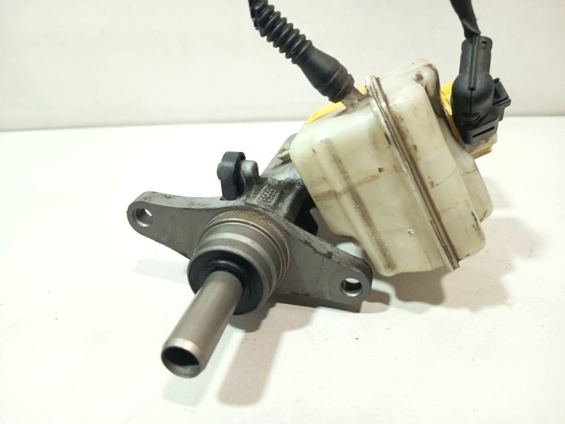 Recambio de bomba freno para volkswagen polo v (6r1, 6c1) 1.6 tdi referencia OEM IAM 6R1611019A  