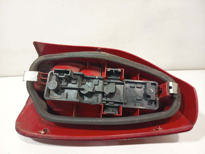 Recambio de piloto trasero izquierdo para citroën xsara picasso (n68) 1.6 hdi referencia OEM IAM 6350N0  