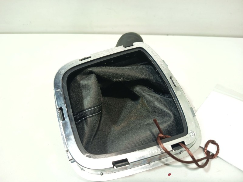 Recambio de pomo palanca cambio para volkswagen polo v (6r1, 6c1) 1.6 tdi referencia OEM IAM 6R0711456B  