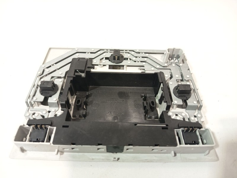 Recambio de luz interior para volkswagen polo v (6r1, 6c1) 1.6 tdi referencia OEM IAM 6Q0947105H  