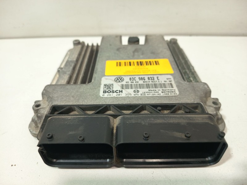 Recambio de centralita motor uce para volkswagen golf v (1k1) 1.4 tsi referencia OEM IAM 03C906032E  