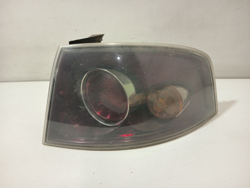 Recambio de piloto trasero derecho para seat ibiza iii (6l1) 1.4 tdi referencia OEM IAM 6L6945112B  