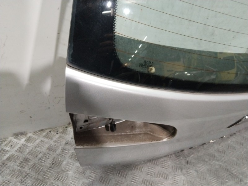 Recambio de porton trasero para seat ibiza iii (6l1) 1.4 tdi referencia OEM IAM 6L6827024B  