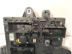 Recambio de caja reles / fusibles para opel astra j (p10) 1.4 (68) referencia OEM IAM 13302300   2
