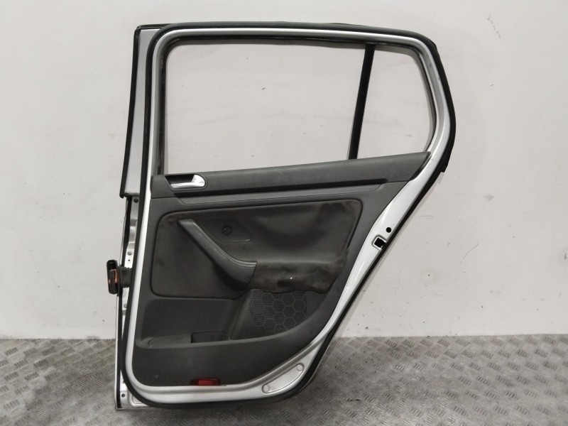 Recambio de puerta trasera derecha para volkswagen golf v (1k1) 1.9 tdi referencia OEM IAM 1K6833106J  PLATA