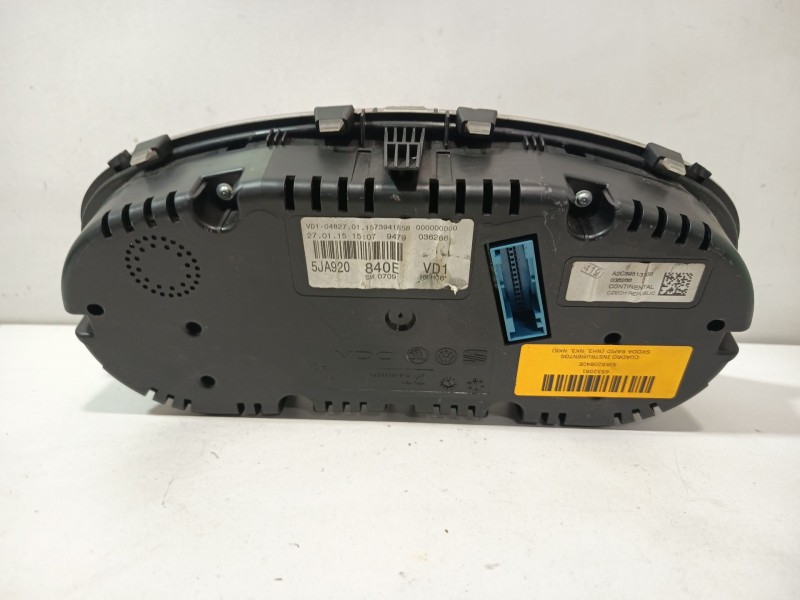 Recambio de cuadro instrumentos para skoda rapid (nh3, nk3, nk6) 1.6 tdi referencia OEM IAM 5JA920840E  