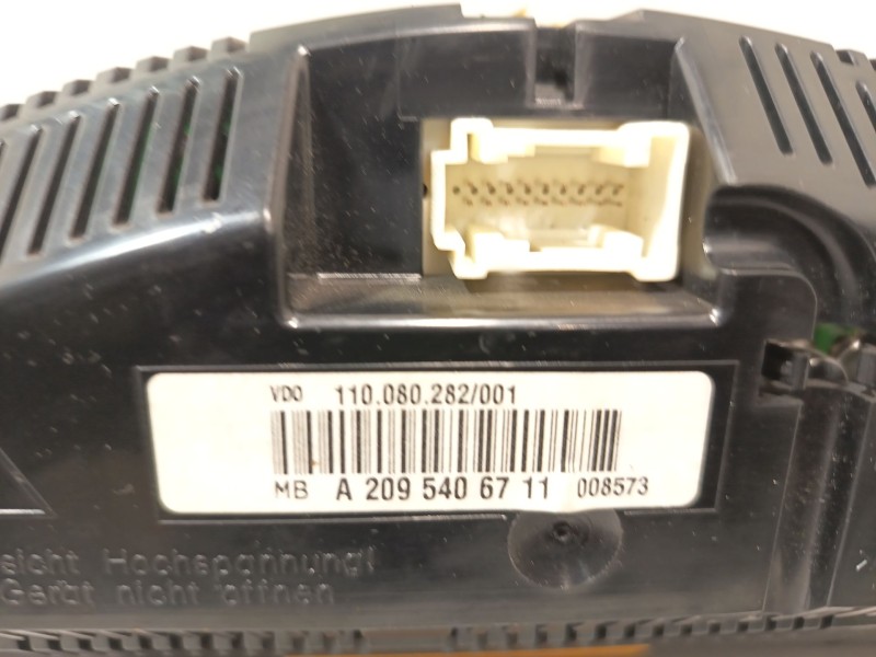 Recambio de cuadro instrumentos para mercedes-benz clk (c209) clk 320 (209.365) referencia OEM IAM 20968002879E22  