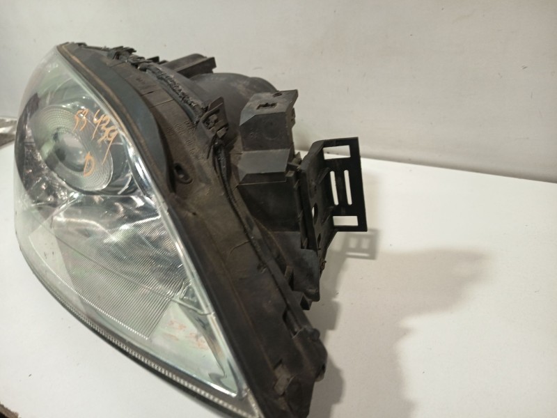 Recambio de faro derecho para ford mondeo iv sedán (ba7) 2.0 referencia OEM IAM 0301174280  