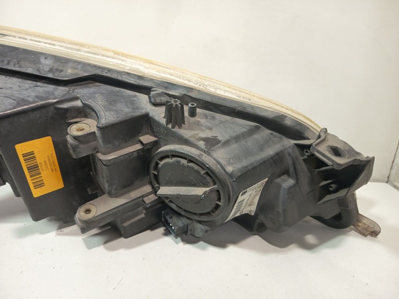 Recambio de faro izquierdo para opel astra j (p10) 1.4 (68) referencia OEM IAM 13253646  