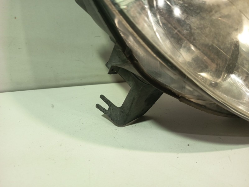 Recambio de faro derecho para citroën xsara picasso (n68) 1.6 hdi referencia OEM IAM 6205W0  