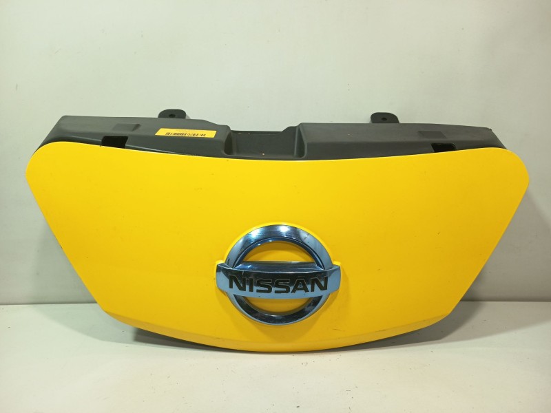 Recambio de rejilla delantera para nissan nv200 / evalia autobús e-nv (me0m) referencia OEM IAM 657304FA0AB1  