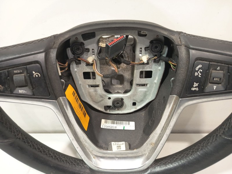 Recambio de volante para opel astra j (p10) 1.4 (68) referencia OEM IAM 13305818  