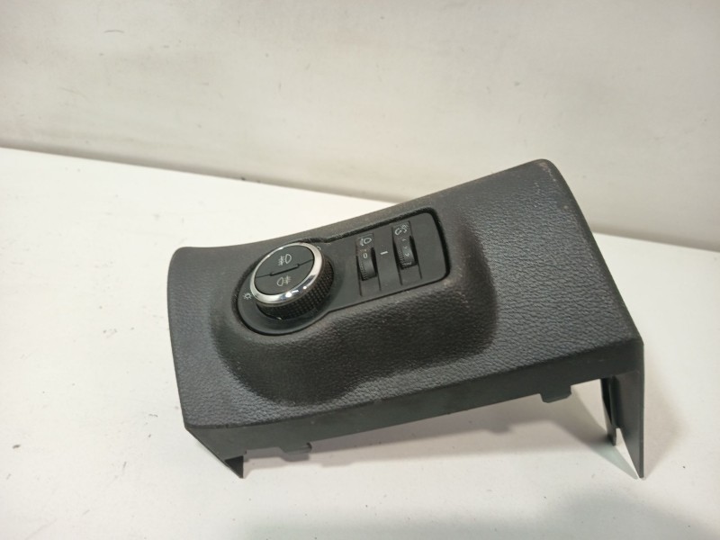 Recambio de mando luces para opel astra j (p10) 1.4 (68) referencia OEM IAM 13268702  