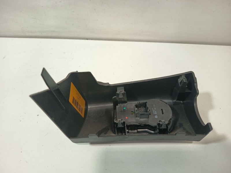 Recambio de mando luces para opel astra j (p10) 1.4 (68) referencia OEM IAM 13268702  